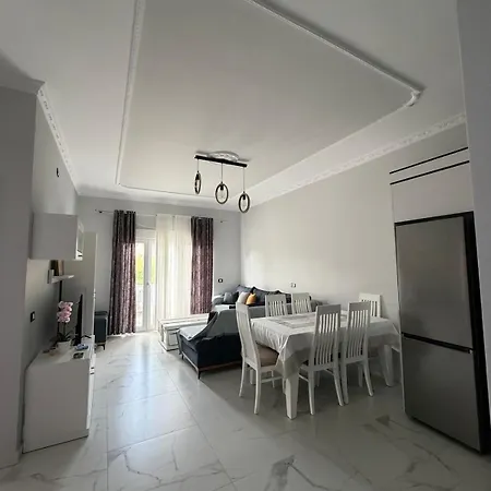 Modern And Comfortable Near The Sea Apartment